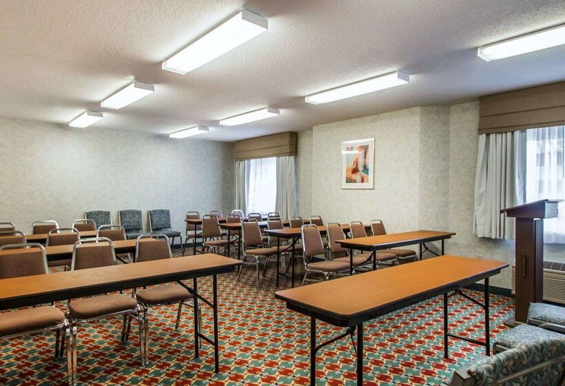 هتل Sleep Inn & Suites