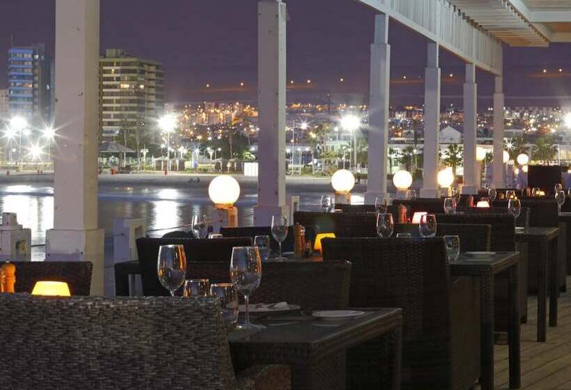 هتل Terrado Suites Iquique
