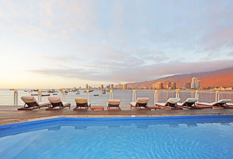 هتل Terrado Suites Iquique