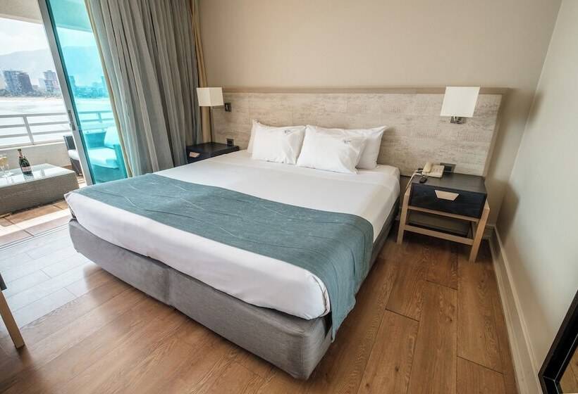 هتل Terrado Suites Iquique