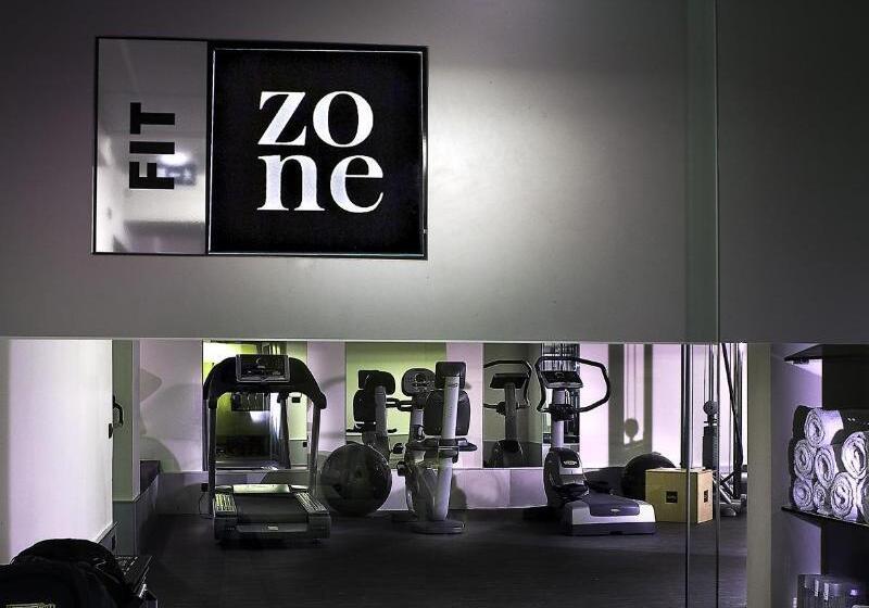 Fotos del hotel Zone:  18