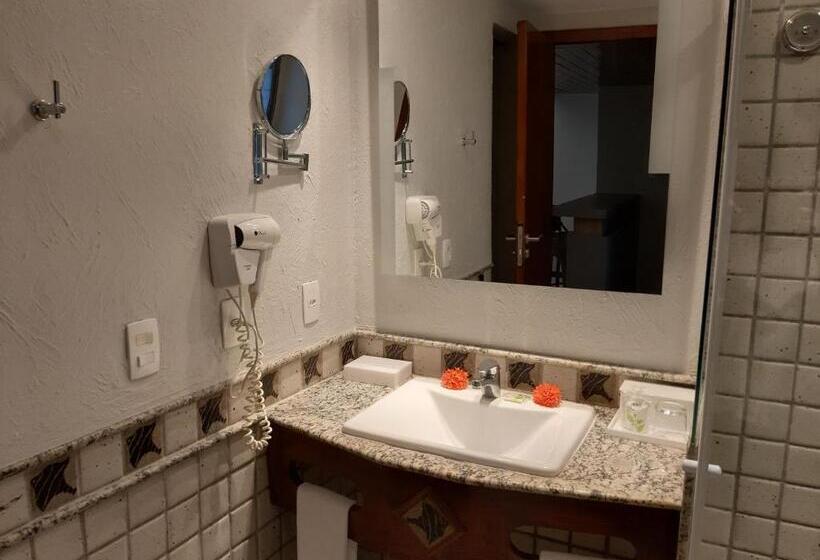 Summerville Resort   All Inclusive