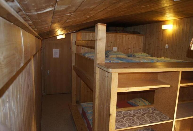 הוסטל Bärghuus Axalp