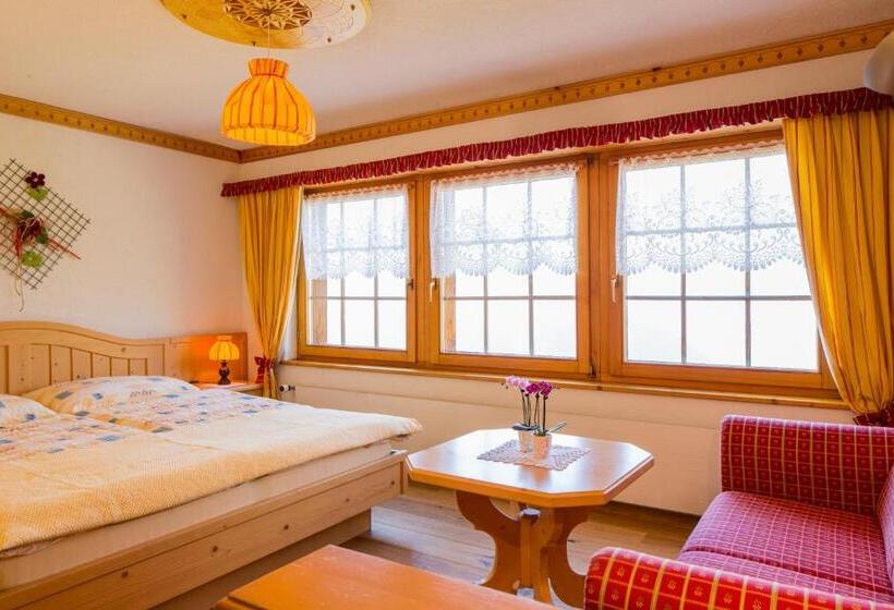 Alpenhotel Zur Wildi Lauchernalp