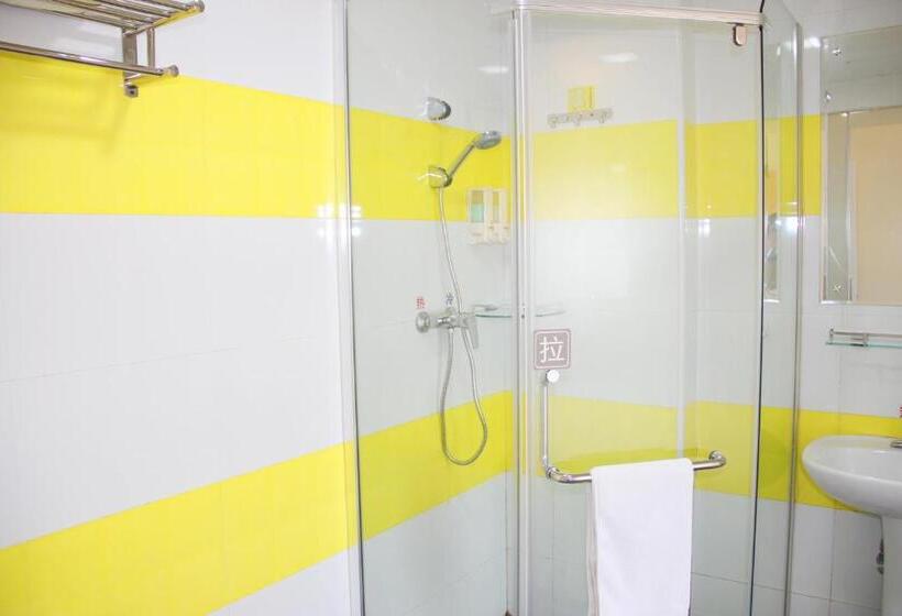 호텔 7days Inn Deyang Zhongjiang Kuishan Park