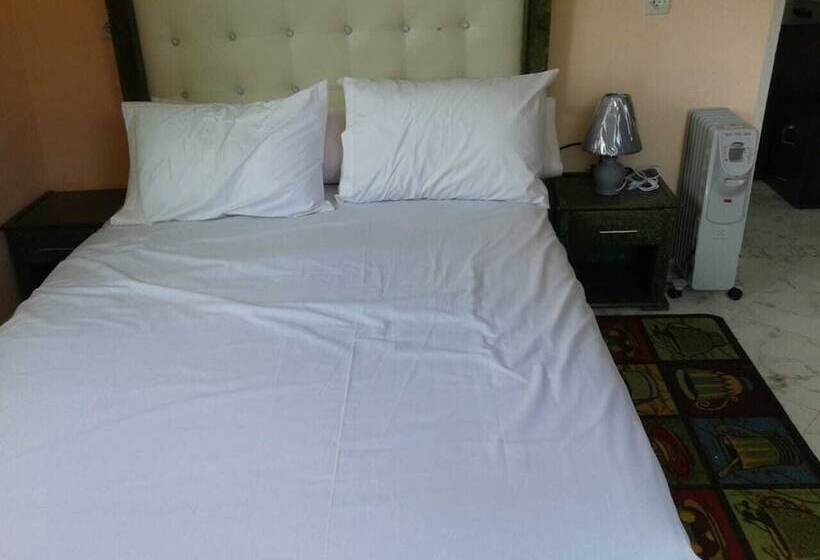 هتل Ain Leuh