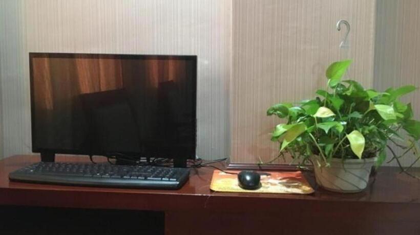Отель Greentree Alliance Shangrao Wannian County Wanchang Avenue