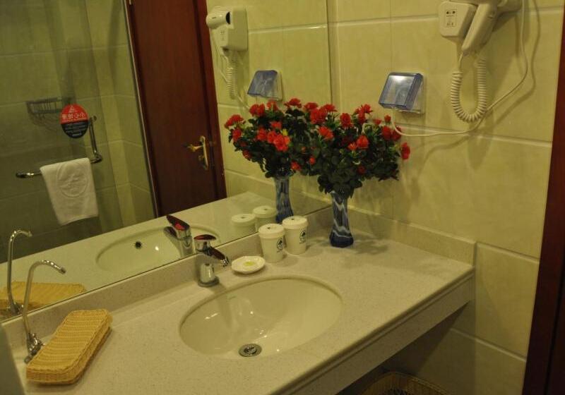 فندق Greentree Inn Shandong Heze No.1 Senior Middle School Business