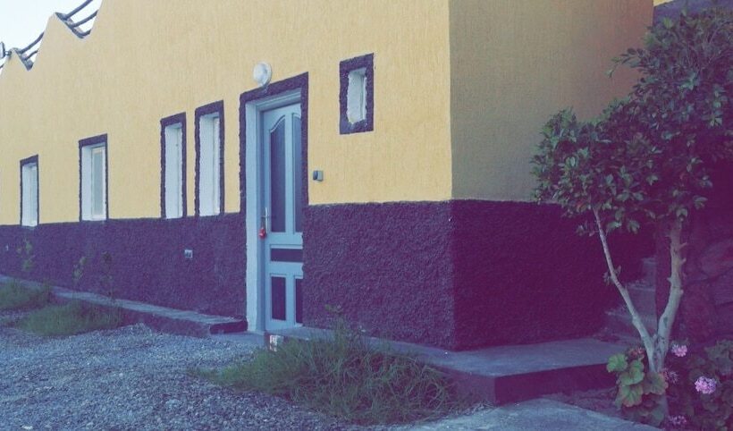 پانسیون Equinox