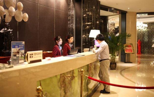 فندق Ramada Yangzhou Baoying