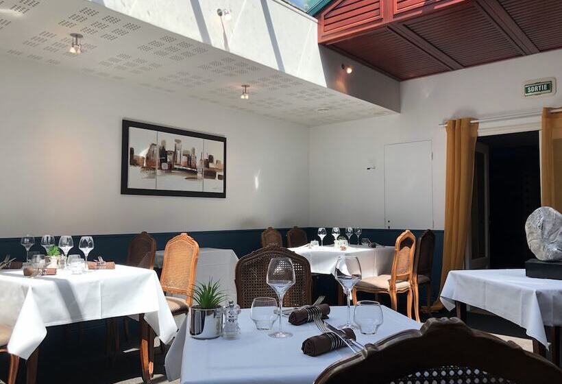 בית מלון כפרי Auberge Saint Thegonnec