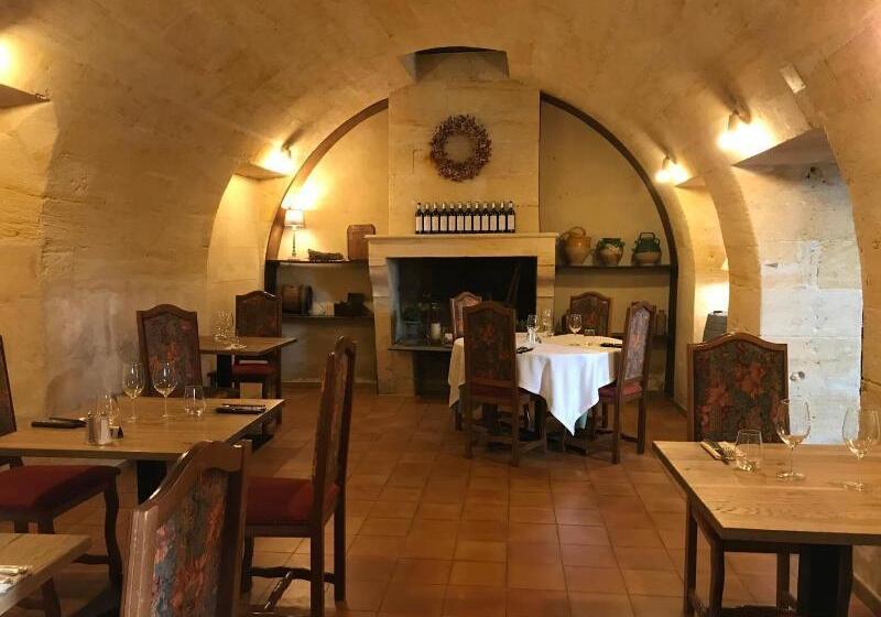 Отель Château Fleur De Roques Puisseguin Saint Emilion