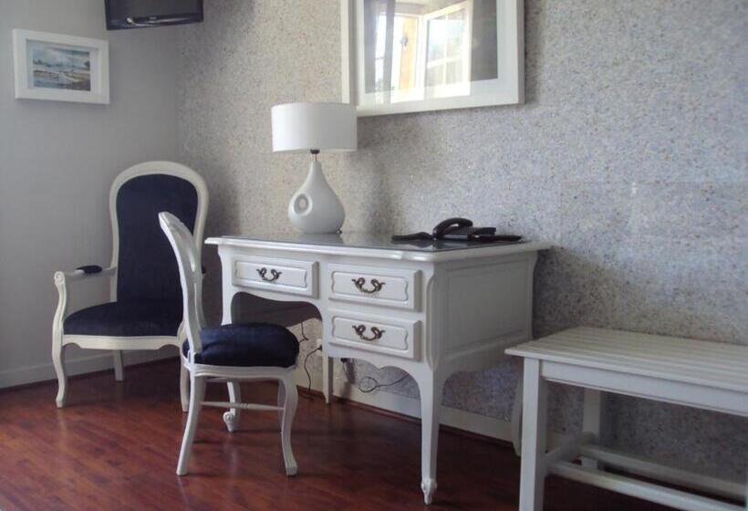 ホテル De La Pagézie