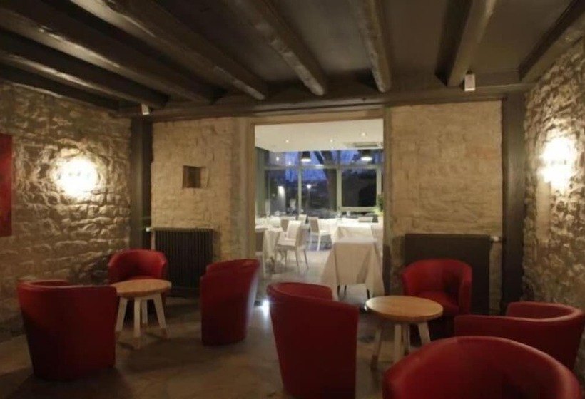 ホテル Hostellerie Saint Germain