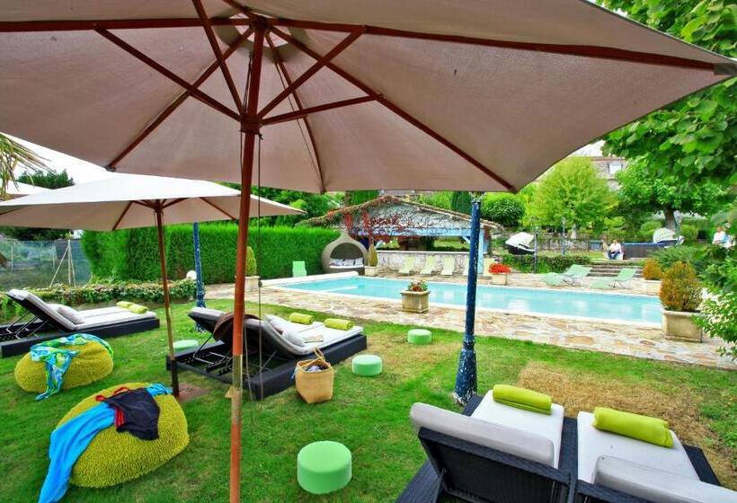 酒店 Logis Hôtel Hostellerie Saint Jacques