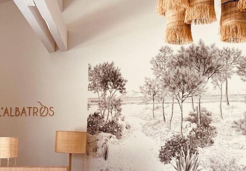 בית מלון כפרי Hôtel L Albatros