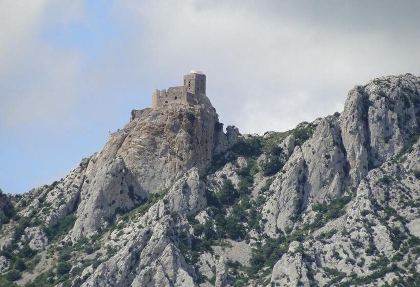 ホテル Hôtel Le Châtelet Logis