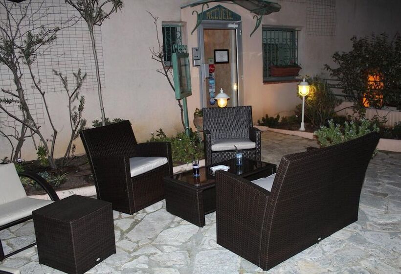 هتل Hôtel Le Clos Des Pins