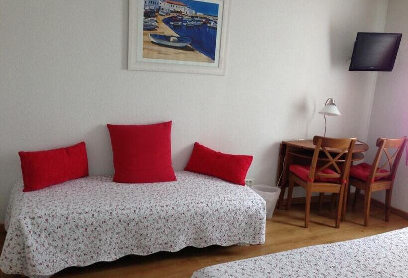 هتل Hôtel Le Clos Des Pins
