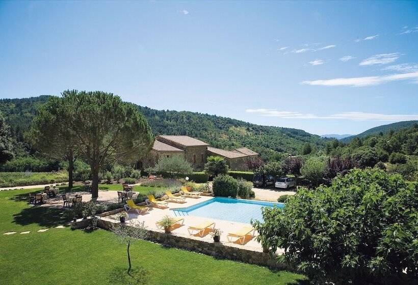 ホテル Logis Hôtel Restaurant Le Chêne Vert