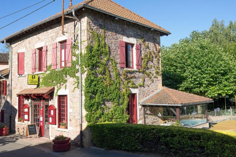 هتل Hôtel Restaurant Le Moulin De Saint Verand