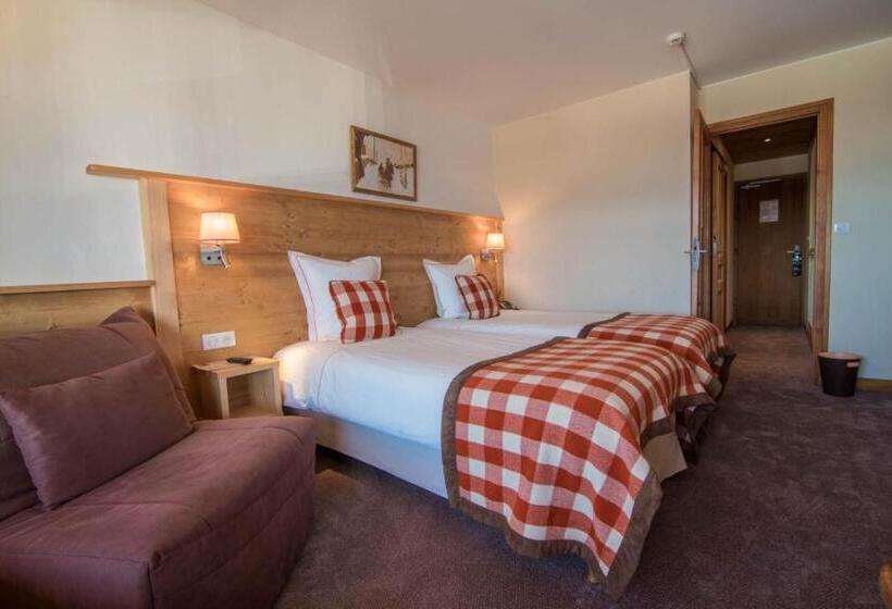 هتل Le Relais Du Petit Saint Bernard