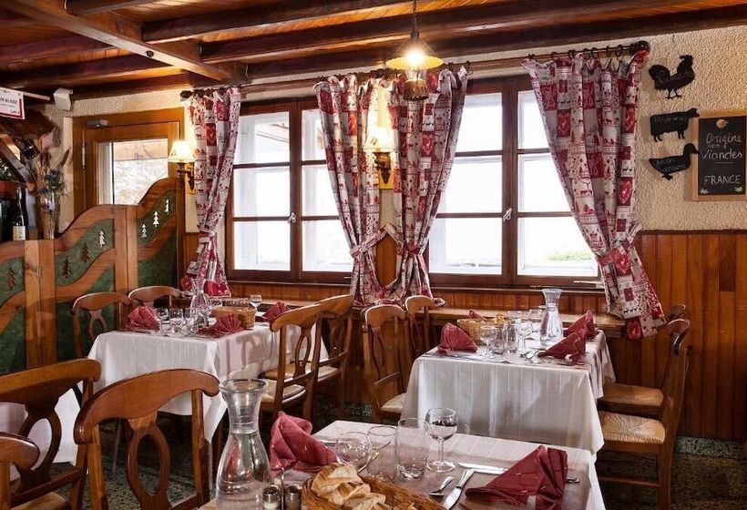 בית מלון כפרי Le Rouge Gazon