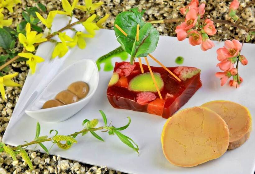 ホテル Logis Auberge De La Truffe