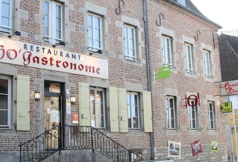 ホテル Logis Hostellerie Bressane