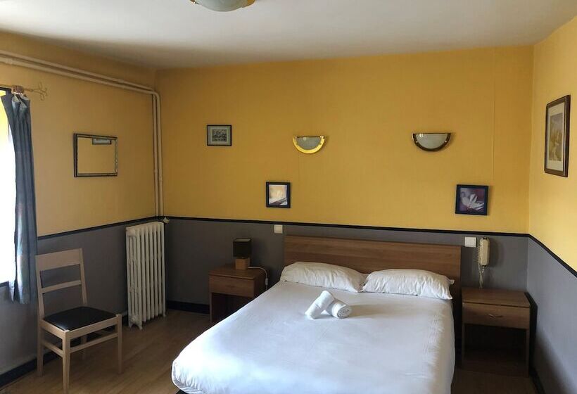בית מלון כפרי Logis Hostellerie Du Cheval Blanc