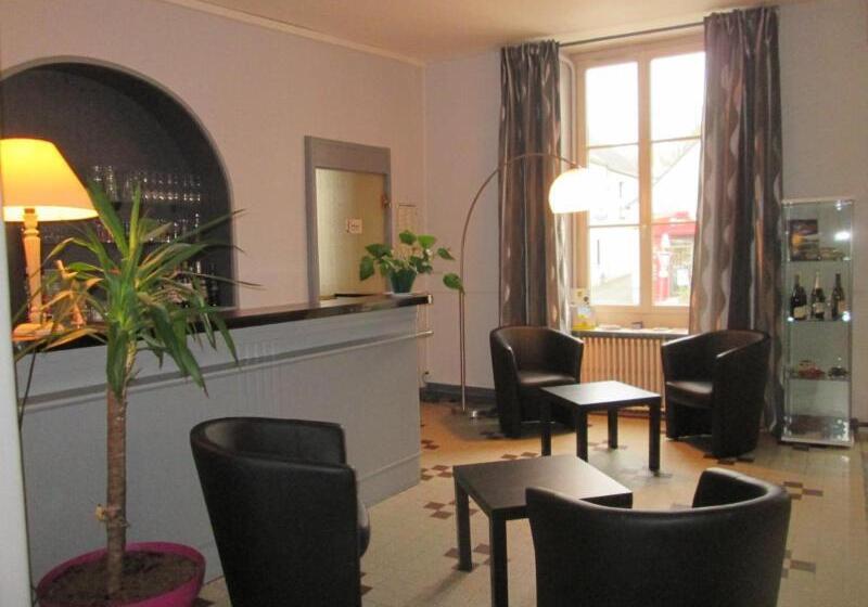 בית מלון כפרי Logis Hostellerie Du Cheval Blanc