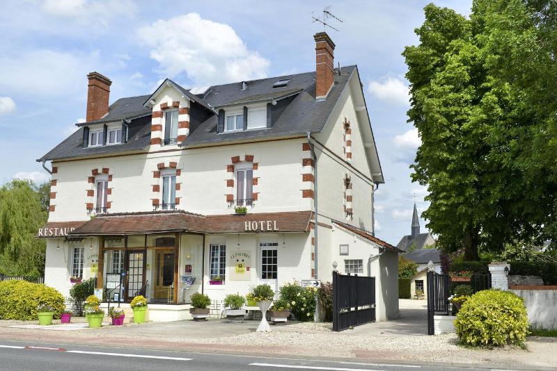 هتل Logis S Restaurant Le Dauphin