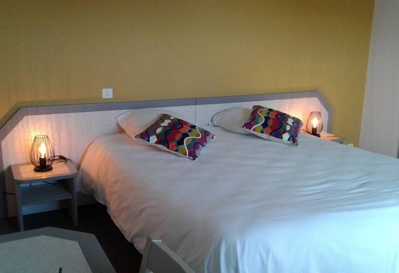 Отель Restaurant Le Capricorne