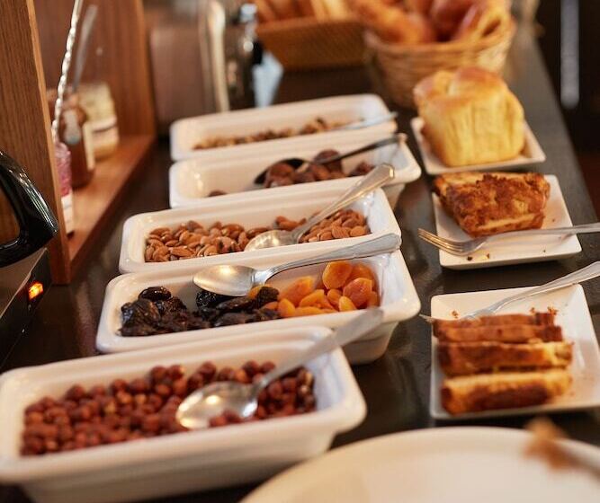 호텔 The Originals Boutique, Hôtel La Colonne De Bronze, Saintvalérysursomme