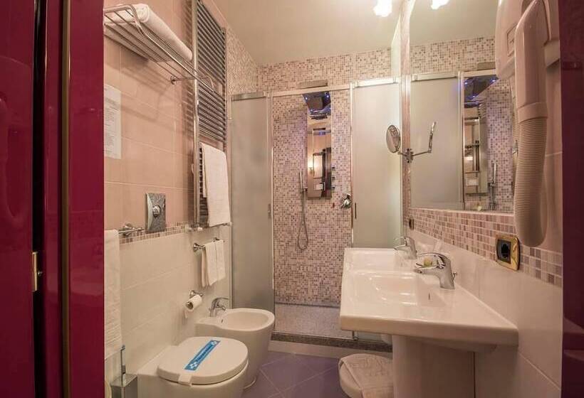 Fotos del hotel Vittoria:  6