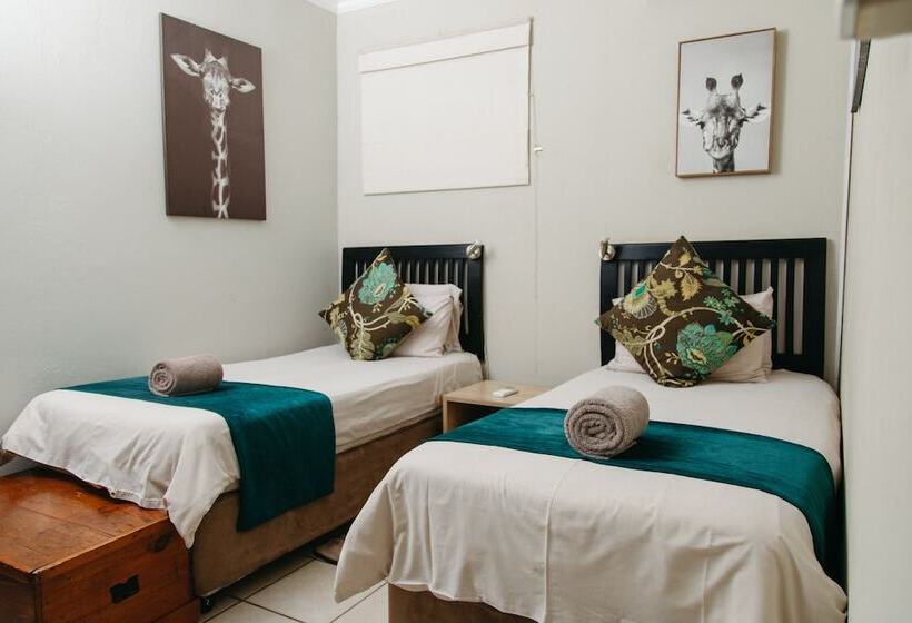 Bed and Breakfast Biweda Nguni Lodge
