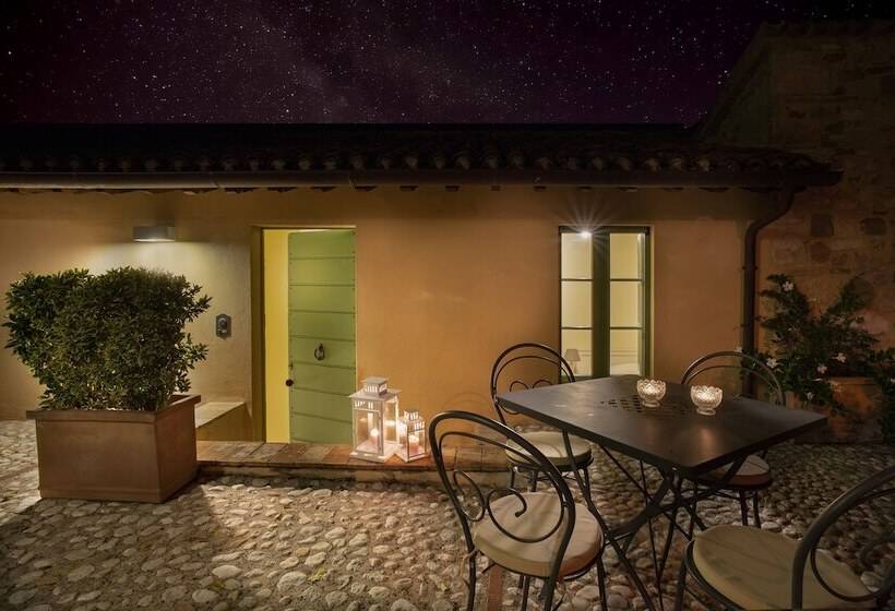 Borgo Di Gallano