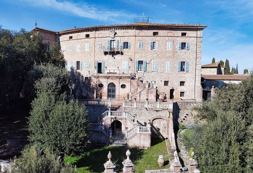 Castello Di Sovicille   Residenza D Epoca