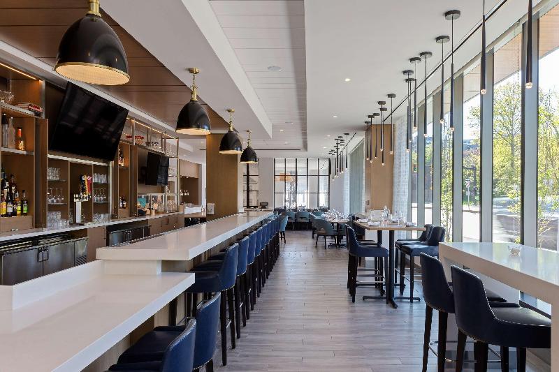 בית מלון כפרי Hilton Garden Inn Boston Brookline, Ma