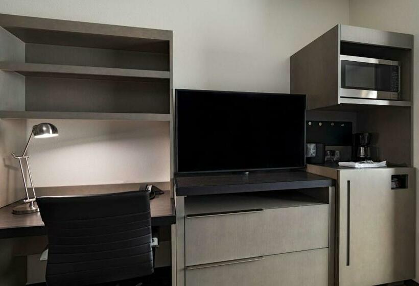 هتل Hyatt House Carlsbad