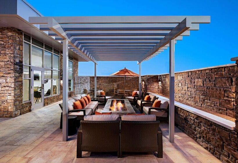 هتل Hyatt House Carlsbad