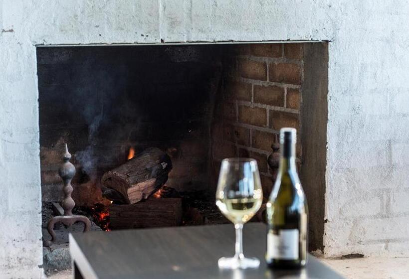 Macedon Ranges Hotel & Spa