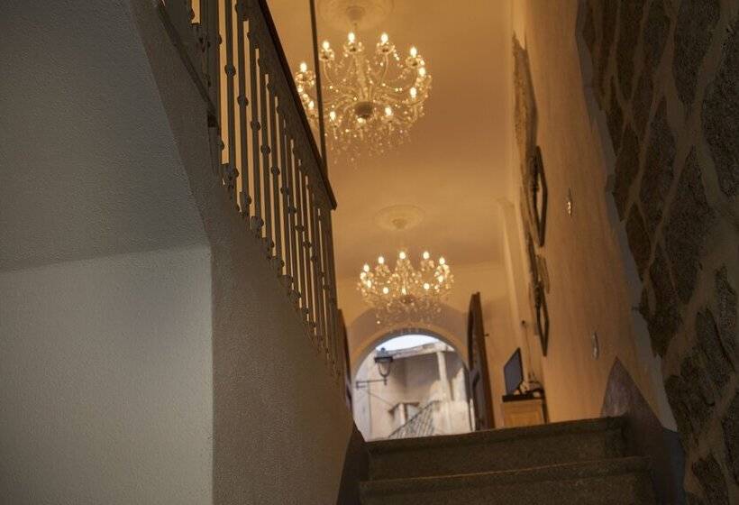 بنسيون Casa Lu Duttori