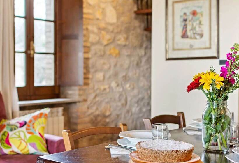 Quaint Cottage In Magione With Swimming Pool