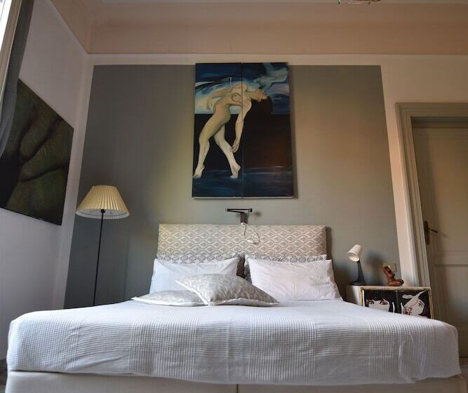 تختخواب و صبحانه A Casa Dell'artista Viki