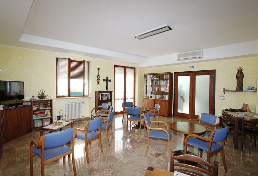 تختخواب و صبحانه Casa Vacanza   Casa Del Padre Nascimbeni