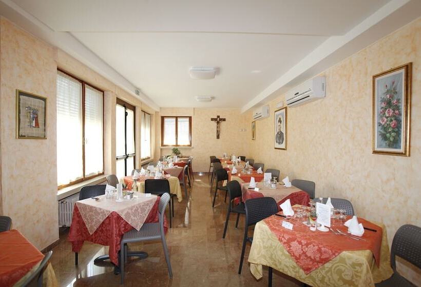 تختخواب و صبحانه Casa Vacanza   Casa Del Padre Nascimbeni