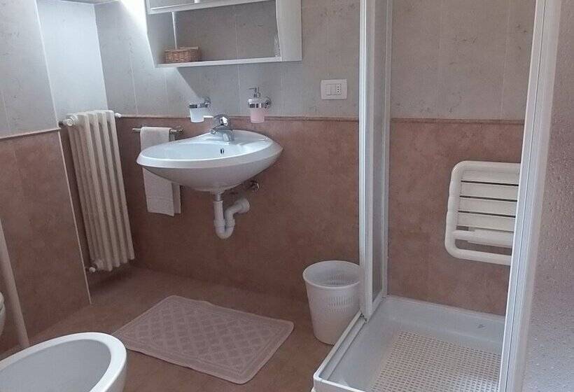تختخواب و صبحانه Casa Vacanza   Casa Del Padre Nascimbeni