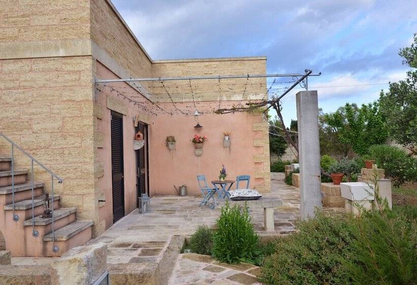 مبيت وإفطار Corte Dei Salentini