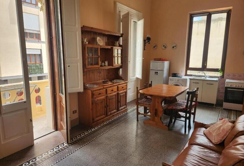 تختخواب و صبحانه Dimora Liberty